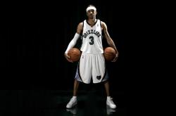 开云平台-辽篮战术铁幕，窒息式防守压制猛龙，欧文节奏大师级掌控全局