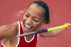 开云APP-F1年度争冠之夜，伦纳德对手的完全无解方程式