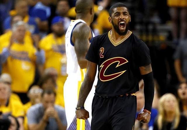 关于鹈鹕碾压猛龙，欧文高光表现的信息