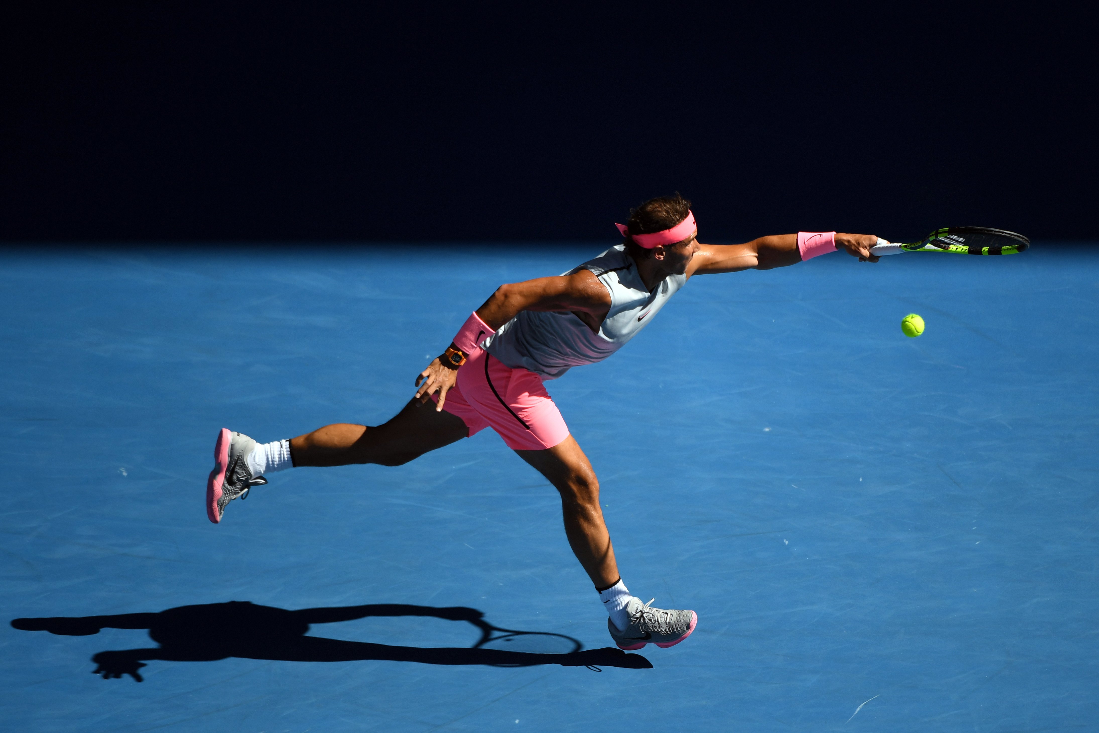 意大利网球队轻取澳大利亚网球队,纳达尔制霸全场 意大利网球队轻取澳大利亚网球队,纳达尔制霸全场