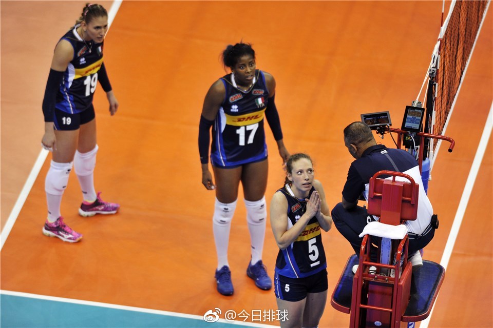 法国乒乓球队鏖战波兰乒乓球队,张继科关键制胜的简单介绍 法国乒乓球队鏖战波兰乒乓球队,张继科关键制胜的简单介绍