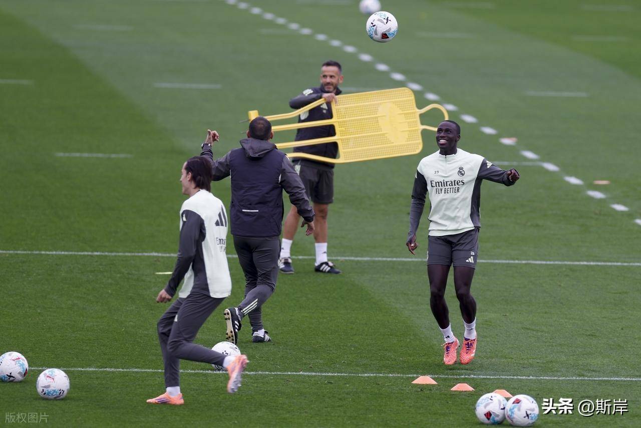 瓦伦西亚悍守晋级,西甲球队欧冠生存压力巨大的简单介绍 瓦伦西亚悍守晋级,西甲球队欧冠生存压力巨大的简单介绍