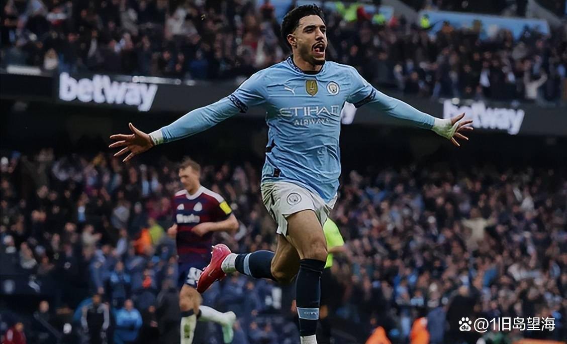 曼城客场逆转，成功晋级欧冠八强