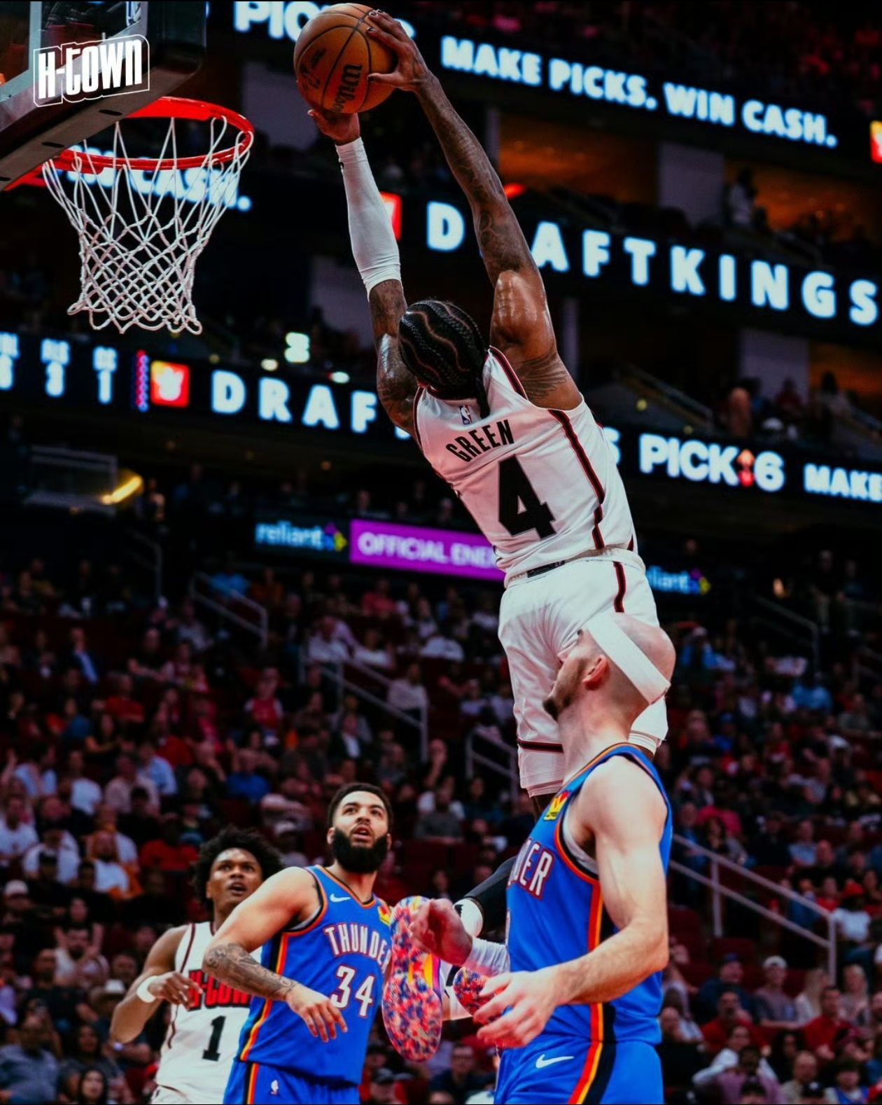 关于骑士胜勇士，拉文光芒四射击中绝杀锁定胜利的信息