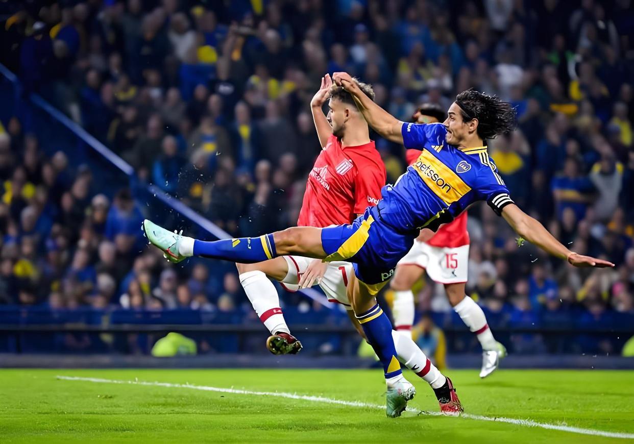 拜仁慕尼黑险胜，扳平背负两粒进球落后的简单介绍