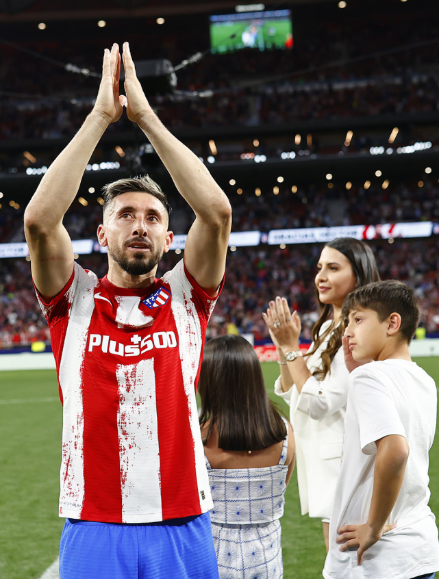 墨西哥险胜莱比锡红牛，苏亚雷斯扛起全队的简单介绍