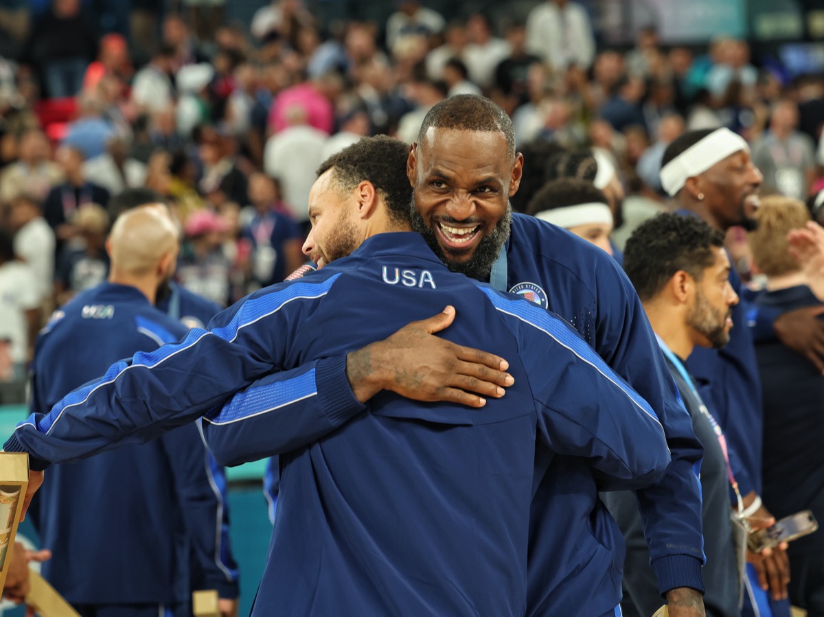 巴黎完胜美国，佩德里刷新纪录