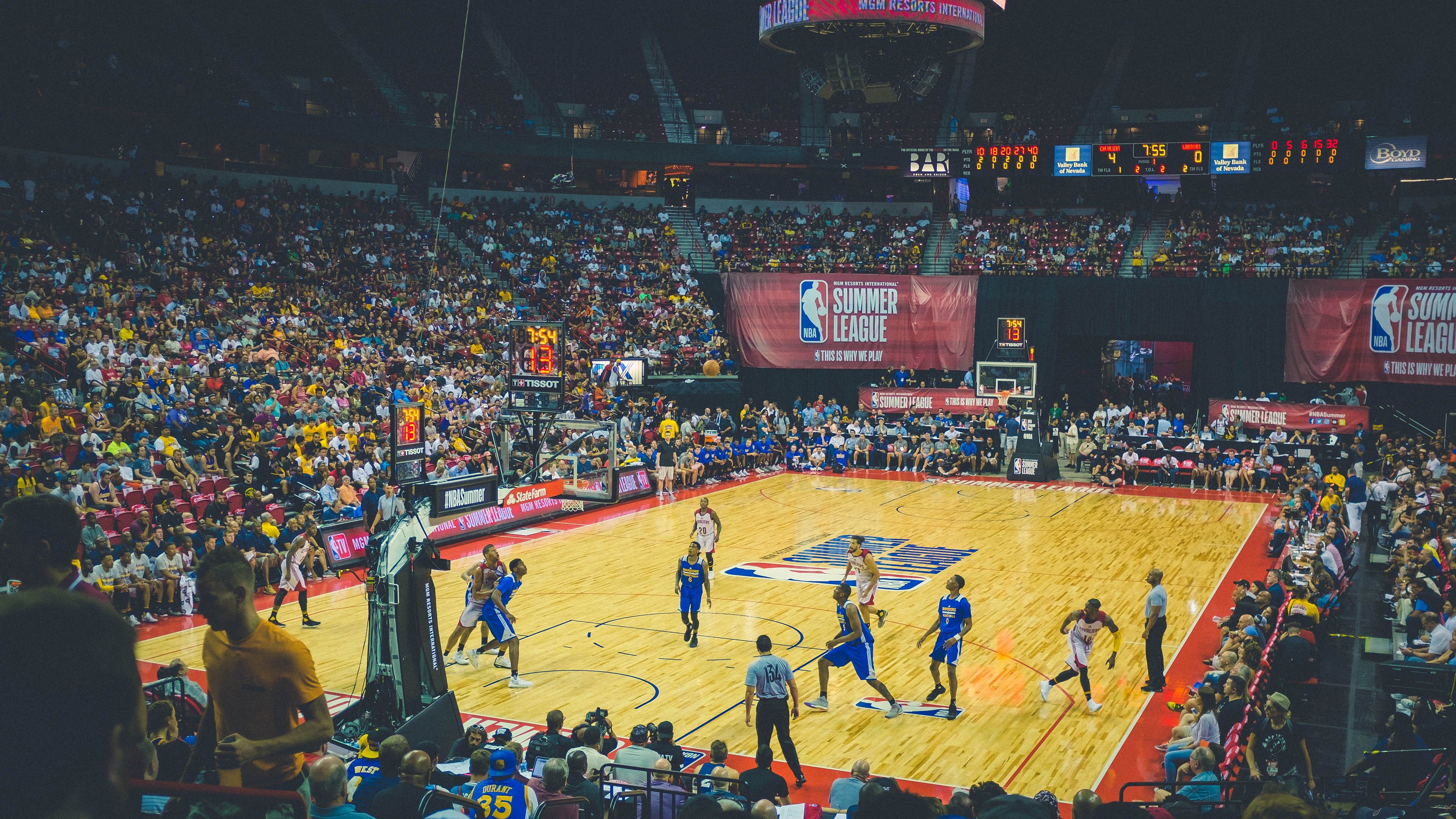 黄鸭组合状态火热，德国队逆境翻盘丹麦队